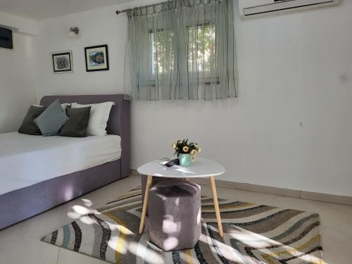 Apartments Teodo - image 12