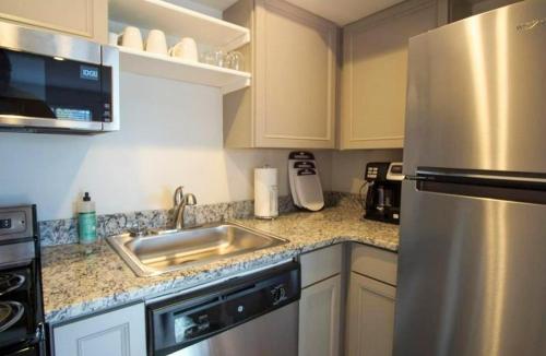 Mountain Top Adventure Condo in Gatlinburg, USA