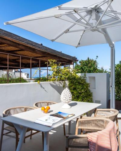  Vico San Lorenzo - Camere a Salina, Pension in Malfa