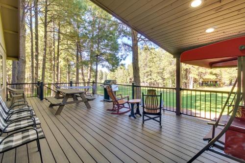 Dog-Friendly Home with Deck on Pinetop Lakes Course! - Indian Pine