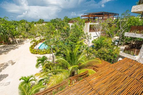 Tulum Jungle Villas - Chakra Artbat in Tulum, Mexico