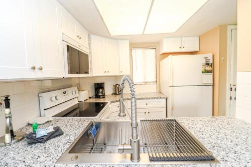 Ocean Village Club D16 - image 32