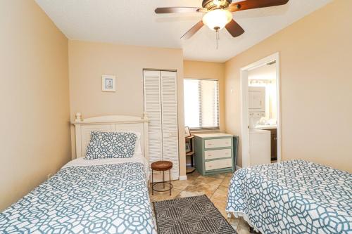 Ocean Village Club D16 - image 27