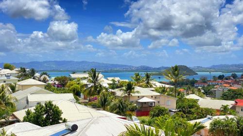 Ti Bonheur Ti Bonheur