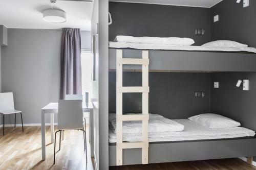 Bunk Bed in Male Dormitory Room 