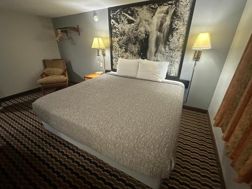 Yankton Inn - image 14