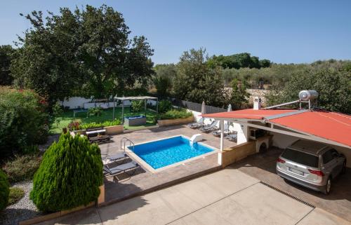 Villa Alex with private pool and jacuzzi