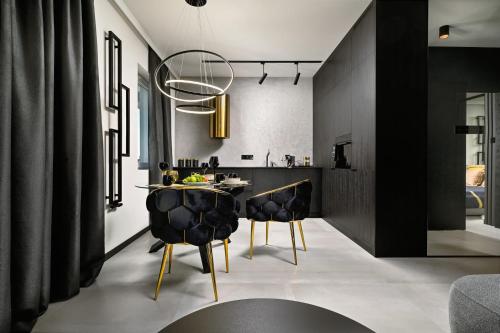 Black&Gold Apartament - Plock