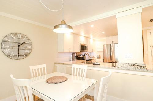 Ocean Village Club P22 - image 29