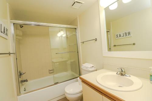 Ocean Village Club P22 - image 23