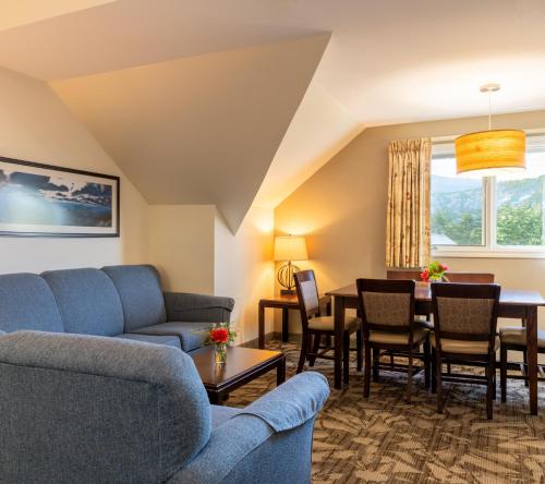 Grand Summit Hotel at Attitash Grand Summit Hotel at Attitash