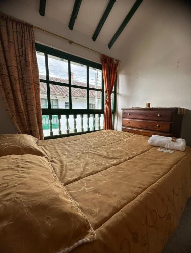 Deluxe Queen Room image 1