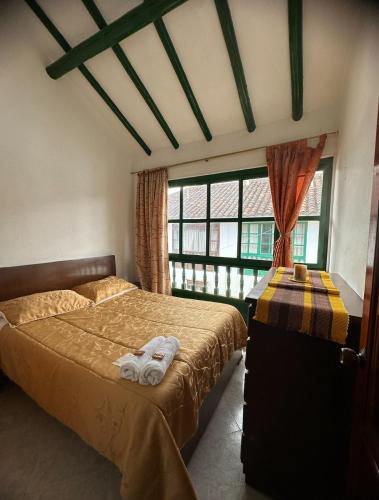 Deluxe Queen Room image 2