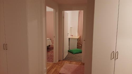Stockholm Private Rooms in Shared Lovely, Amazing, Modern Apartment +Garden +BBQ