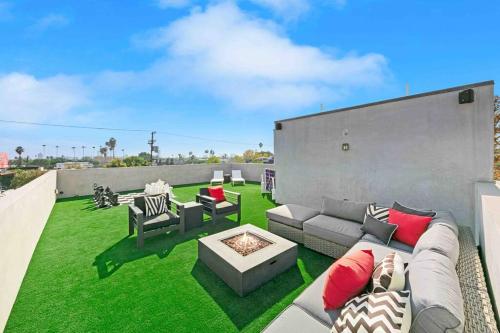 Hollywood Hills 5 BR Villa, Pool, Rooftop, Parking, Los Angeles (fotografie 8)