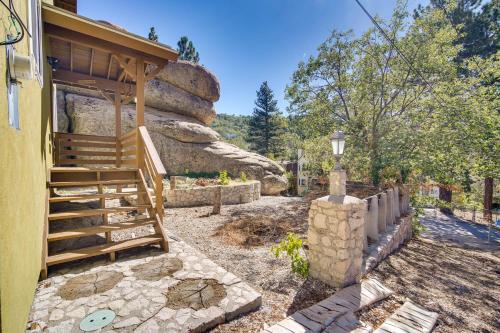 Running Springs Cabin with Spacious Deck and Hot Tub!