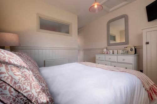 The Ship At Dunwich - image 3