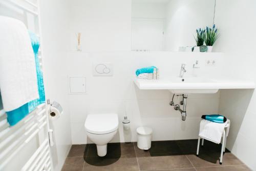 Home Sweet Apartments | contactless check-in - image 6