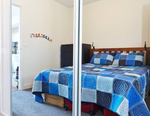 Highview on High St - A Balcony Haven in Northcote - image 4