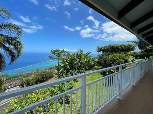 شرفة/ تراس, Villa Te Miti in بوناويا