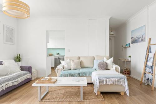 Fine Pine - Beachside Lifestyle with Two Balconies, Sydney (zdjęcie 7)