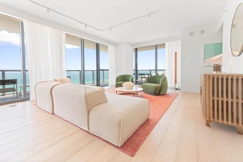 W South Beach - image 6