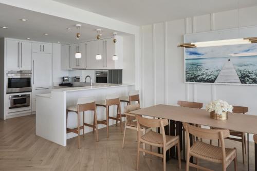 W South Beach – Miami, FL