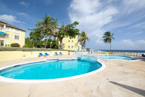 Jamaica Time Driftwood at Sea Palms 3BR 3BA Condo in Ocho Rios with Pool and Beach Front with Views ONLY 10 Mins from Ochi Intl Airport Direct flight from Miami