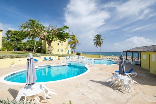 Jamaica Time Driftwood at Sea Palms 3BR 3BA Condo in Ocho Rios with Pool and Beach Front with Views ONLY 10 Mins from Ochi Intl Airport Direct flight from Miami