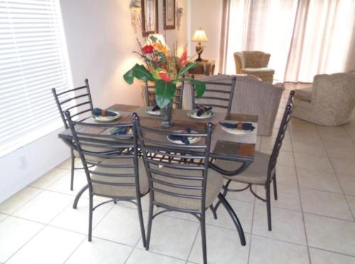 Glenbrook Resort, 4 Bed 35 Baths in Orlando, USA