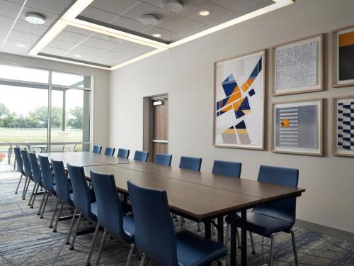 Holiday Inn Express And Suites Lima By IHG - image 8