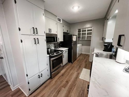 *NEW* Cozy Conway Home! in Conway, USA