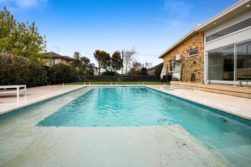 The Family Beachside Escape - HOUSE