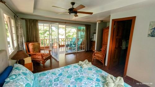 Villas at Gone Fishing Panama Resort in Boca Chica