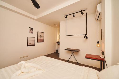 Hotel Gray in Boracay - Tap to explore photos