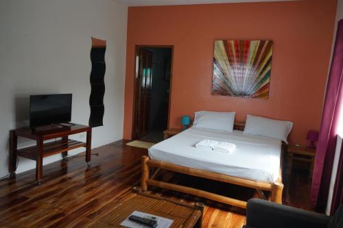 1 queen bed