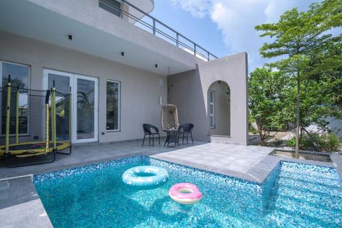 Swimming pool, StayVista at Sukoon with Bonfire in Lucknow