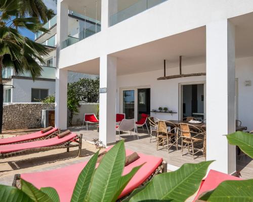 Ocean Blue Apartment with Panoramic Pool ZanzibarHouses