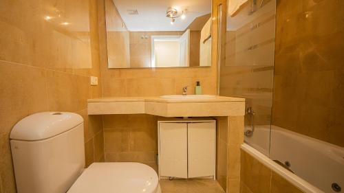 Apartment with Garden View image 10