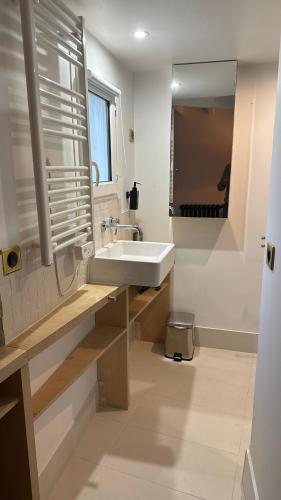 Haut MaraisJolie duplex 33m2… 3