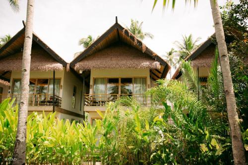 ANGKLA Beach Club & Boutique Resort