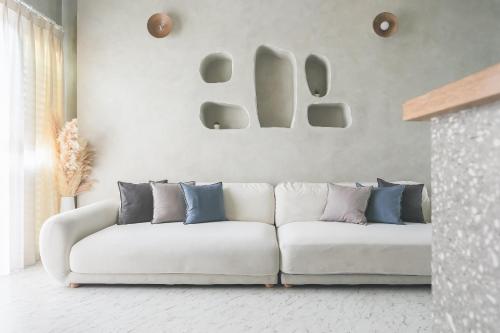 Tainan Haian Art Apartment - image 5