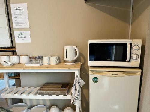 Facilities, Cenikma Guest Suites - Family Room 2 in Nahoon Mouth