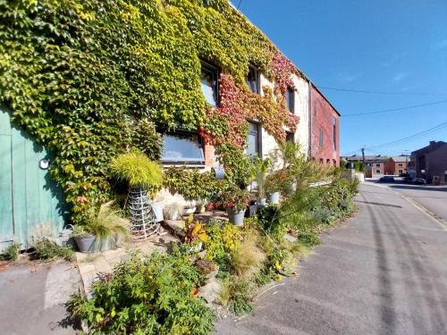  L'Eglantine, Pension in Rochefort bei Serinchamps