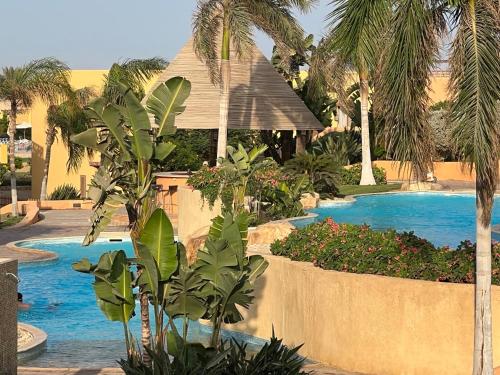 Chalet in Mountain View Sokhna 1 luxurious with garden 3 bedrooms with AC, 2 bathrooms, heated pool, families only, Ajn Suchna (zdjęcie 7)
