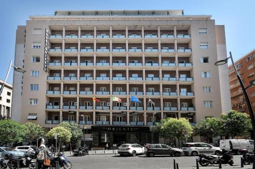 Grand Hotel Oriente in Neapel