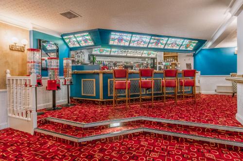 Muthu Westcliff Hotel (Near London Southend Airport) - main image