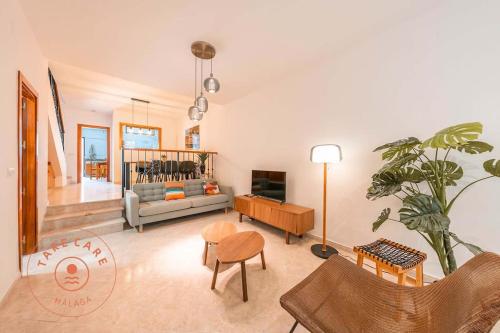Spacious home with lovely garden - TCM