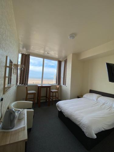 South Beach Promenade Bed & Breakfast - image 9
