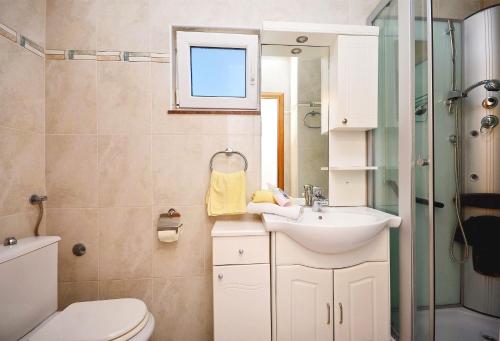 One-Bedroom apartment Standard image 10